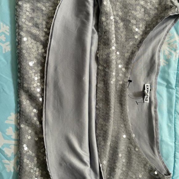 Express Sequin Top - Picture 5 of 5